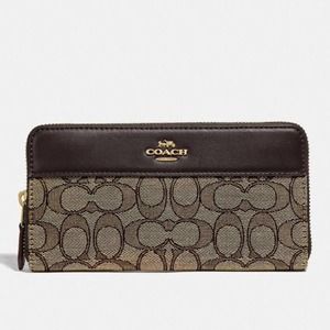 Coach Accordion Zip Wallet In Signature Jacquard